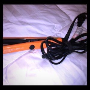 Paul Mitchell travel size hair straightener